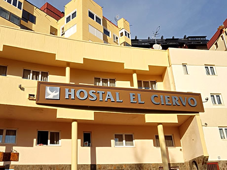hostal ciervo edificio